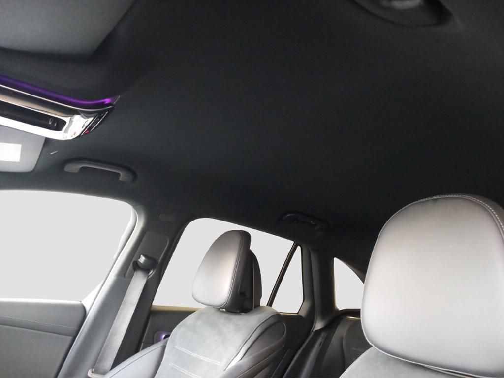 Fahrzeugabbildung Mercedes-Benz GLC 220 d 4MATIC AMG*Night*Navi*KeyLess*RFK*PDC