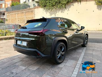 Lexus UX - 5