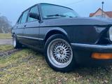 BMW E28 525eta 525e eta e ehemalig 520i - BMW 520 aus 1987