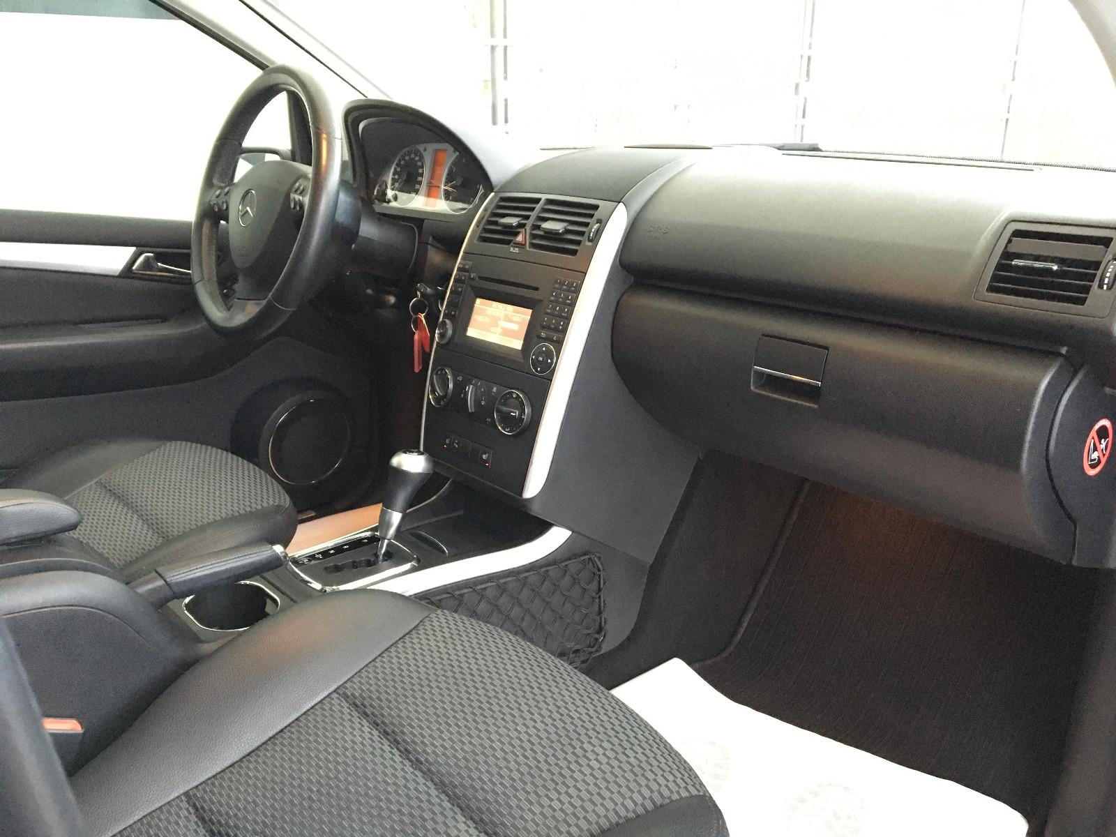Mercedes-Benz A 180 Avantgarde Autom/Klima/Temp/2x PDC/Sitzh
