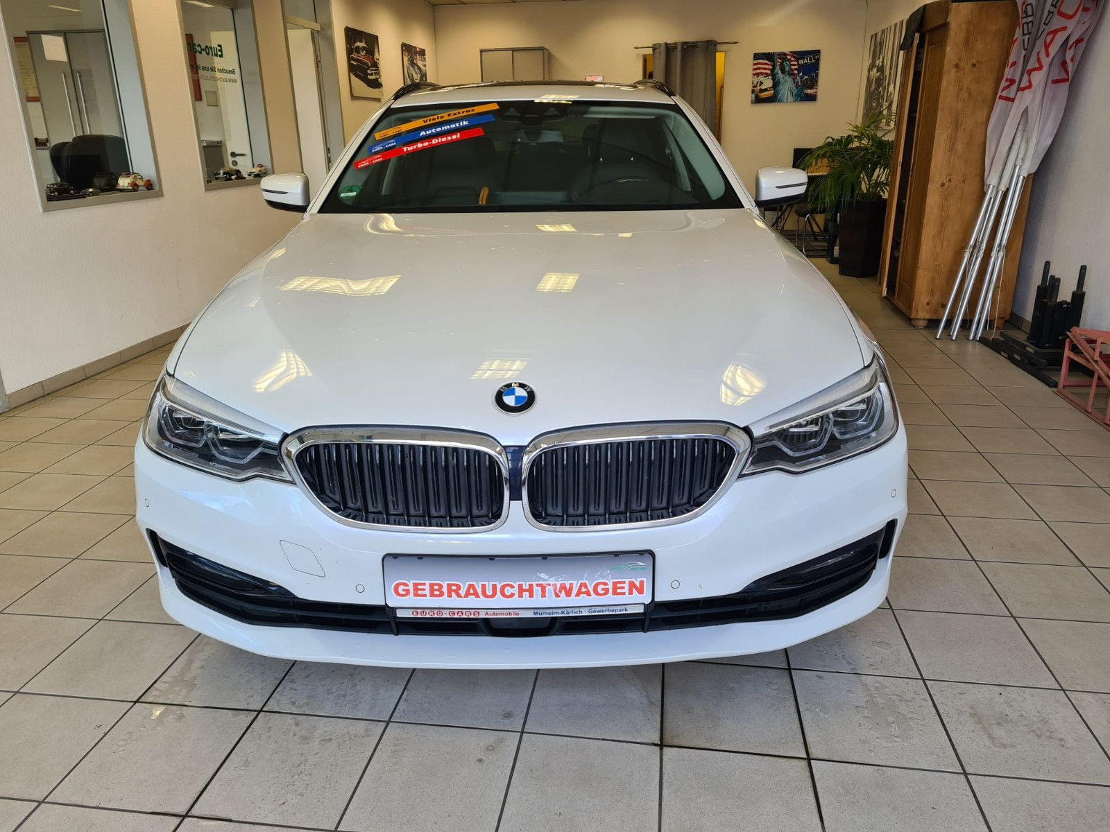 Fahrzeugabbildung BMW 520 d Sport Line/BMW Gestiksteuerung/LED/LEDER