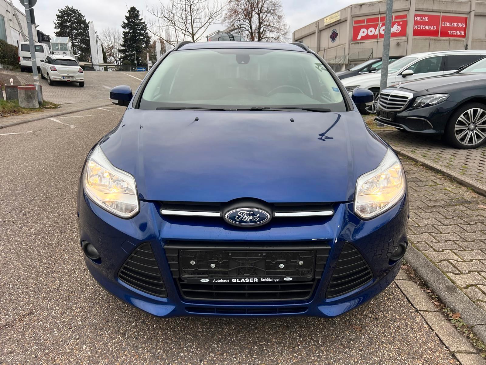 Ford Focus Turnier Sync Edition*PDC*2-HAND*