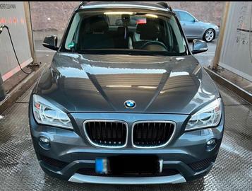 صورة 1 لـ 2013 BMW IX1