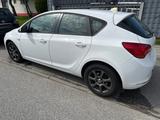 Opel Astra J Lim.5-trg.Selection.1,6 Benzin.82.000.km - Opel Astra: Selection