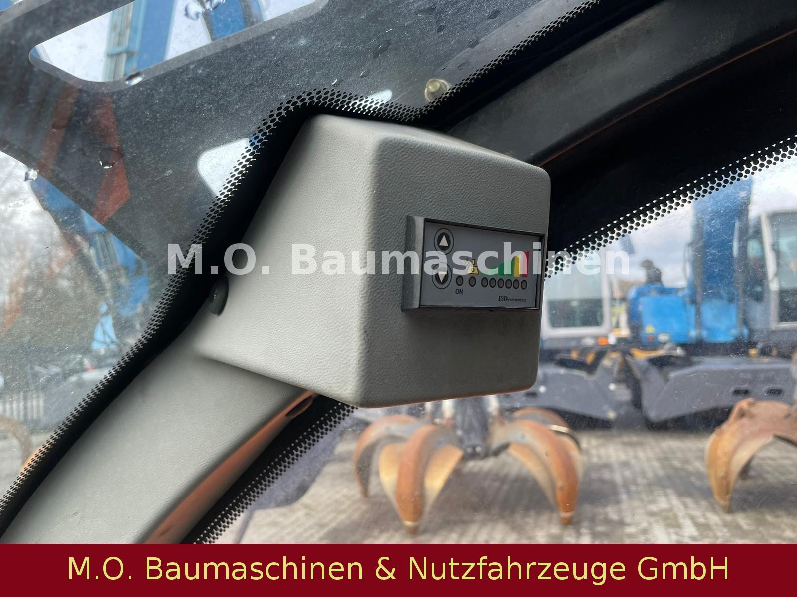 Fahrzeugabbildung Other FH 625 / SW / 2,5 t / 6m / 4x4x4