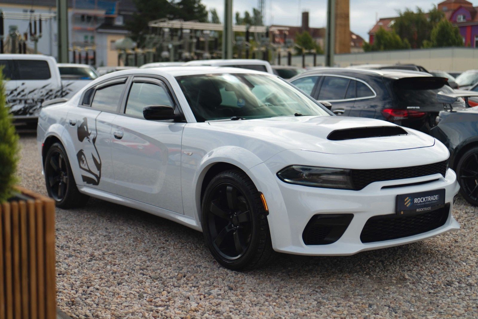 Fahrzeugabbildung Dodge Charger 3.6 4x4 SRT WIDE BODY ANGRY PANDA | LED