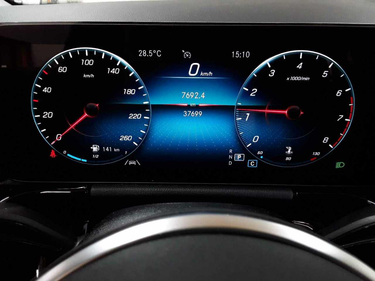 Mercedes-Benz GLA 250-Progressive BusiP PANO KAM StHz