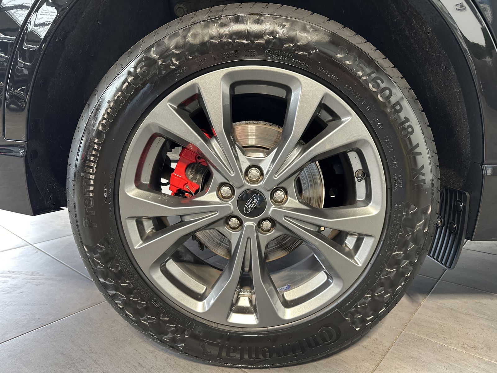 Fahrzeugabbildung Ford Kuga ST-Line X NAV+LED+PANORAMA+ACC+KAMERA+1HD