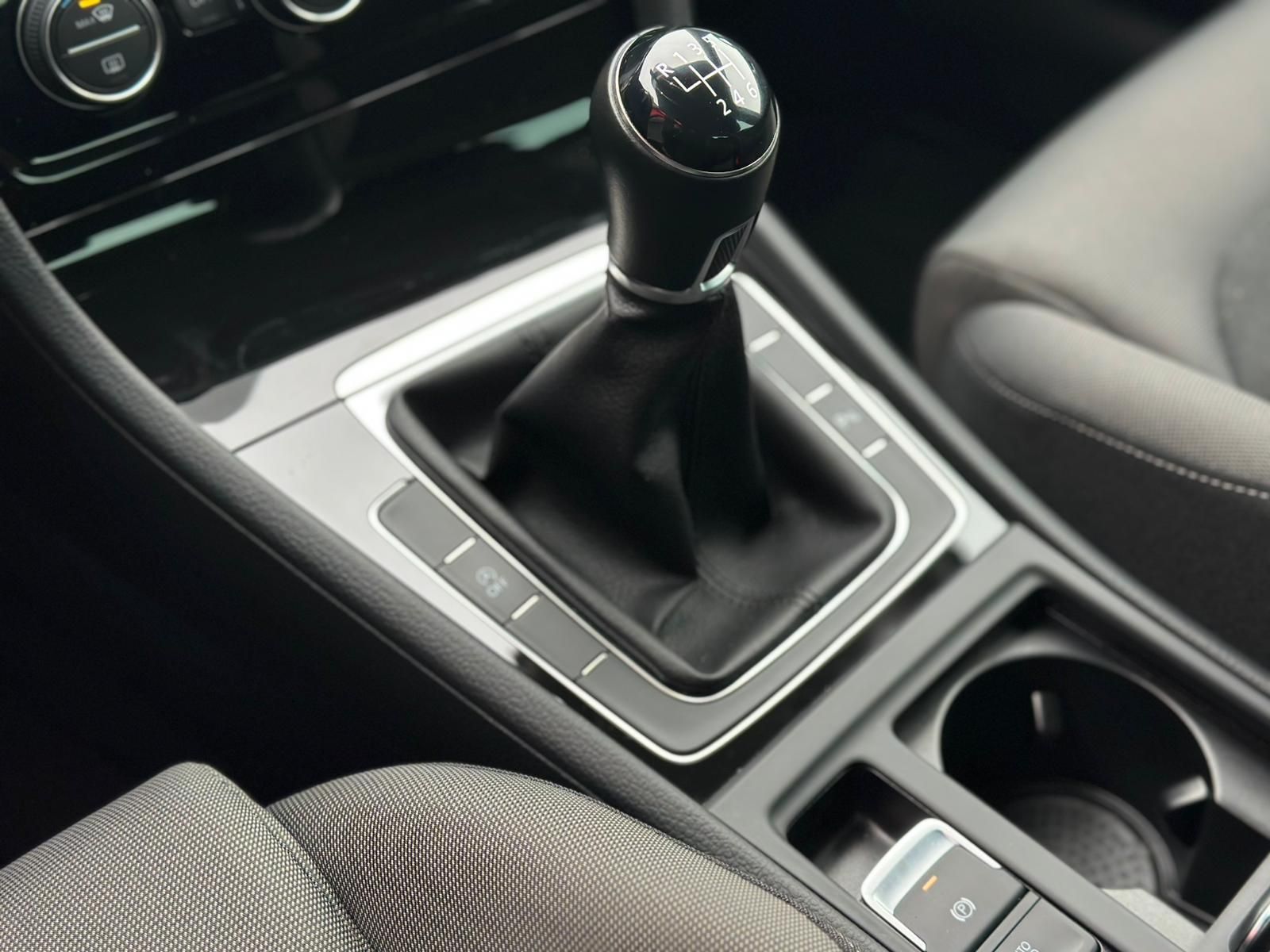 VW Golf 1.5TSI HIGHLINE BM* LED#SHZ#ACC#KLIMA#DAB - Image 15