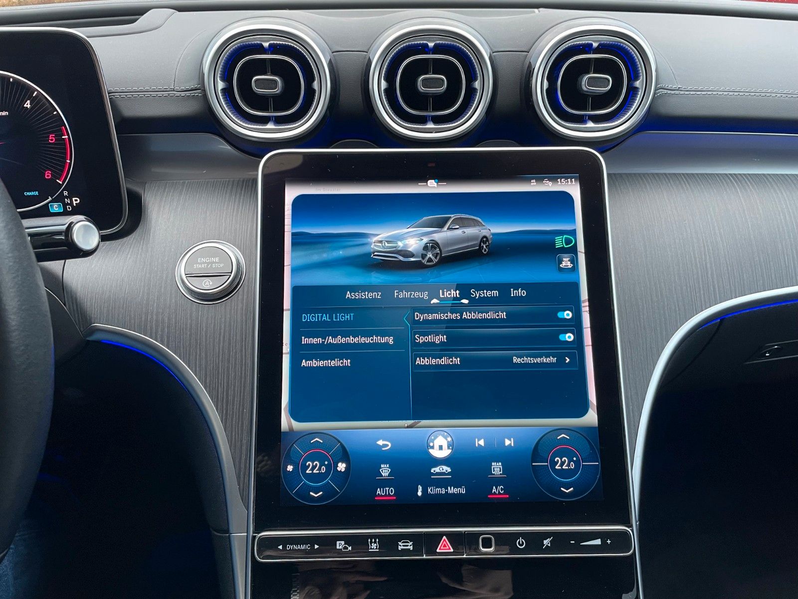 Fahrzeugabbildung Mercedes-Benz C 220 d T AVANTGARDE AHK+HUD+360°+STDH+DISTR