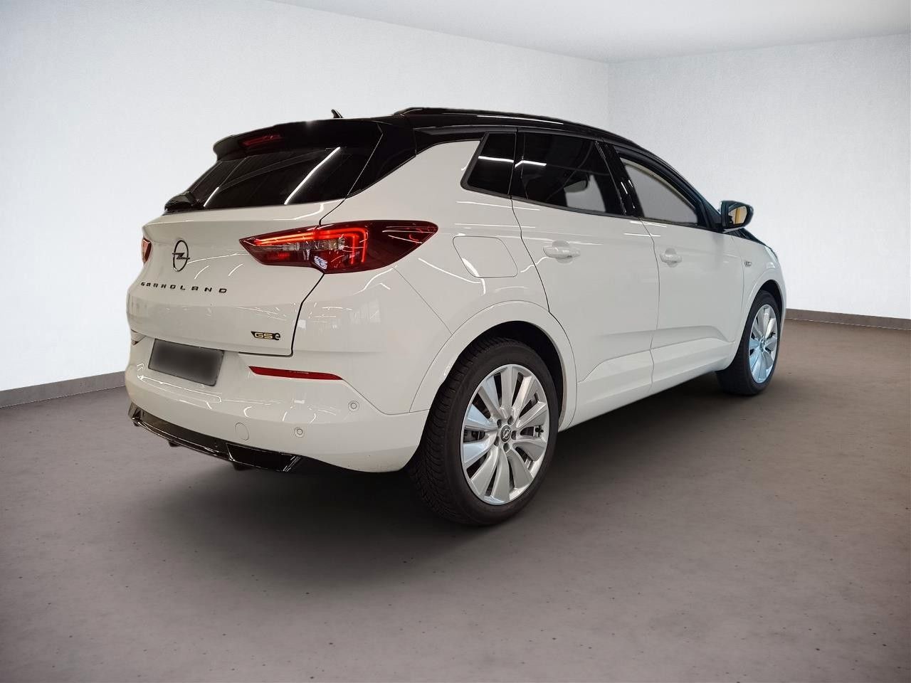 Fahrzeugabbildung Opel Grandland (X) 1.6T GSe HYBRID 4X4 NAVI/LES/SPORT