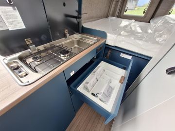 HYMER  ERIBA  HYMERCAR Eriba Car 600  2xLithium Winterpaket AHK 