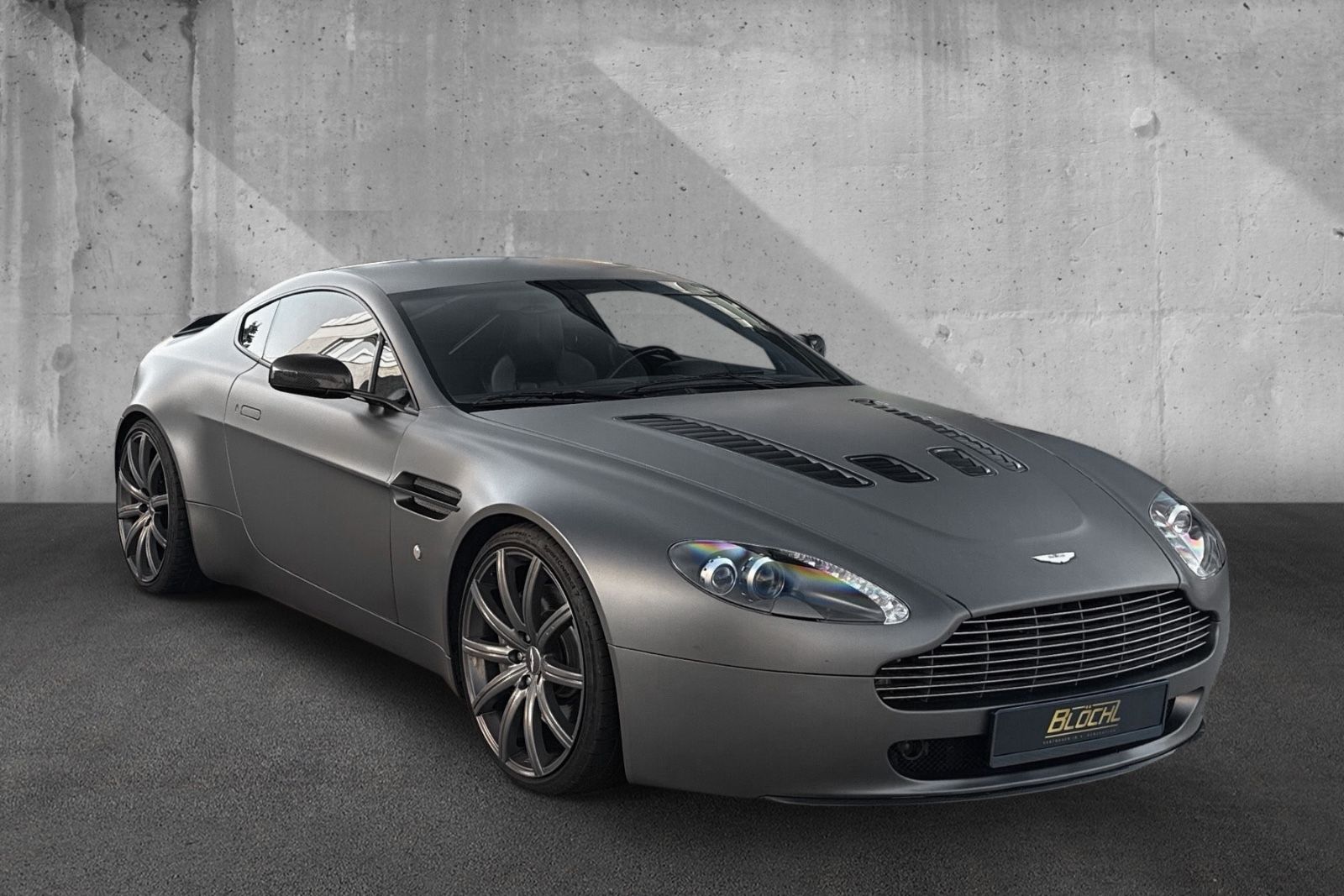 Fahrzeugabbildung Aston Martin V8 Vantage*Handschalter*Deutsches Auto