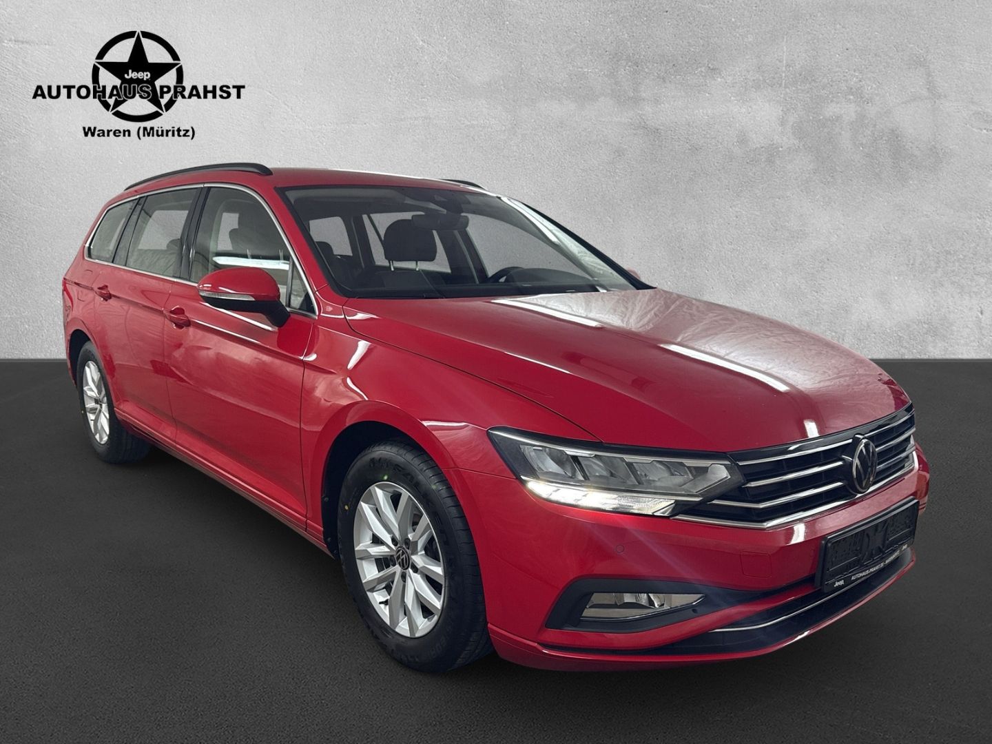 Volkswagen Passat - 1