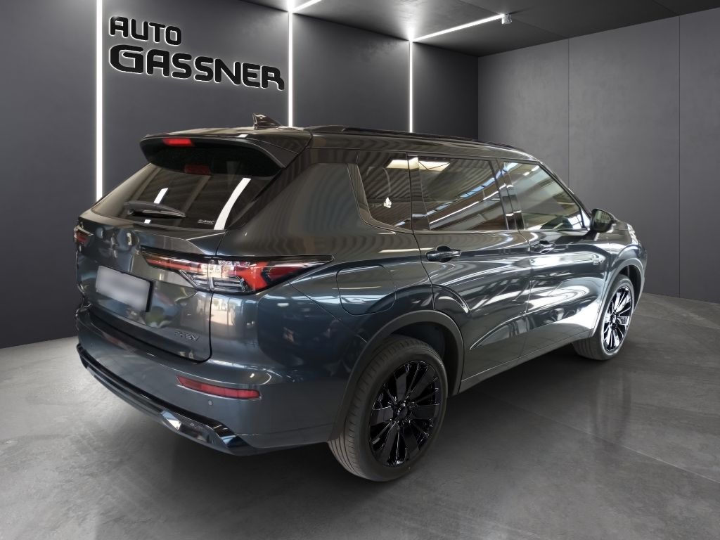 Fahrzeugabbildung Mitsubishi Outlander Diamant TOP ´´Black´´ PHEV Luxury-Pake
