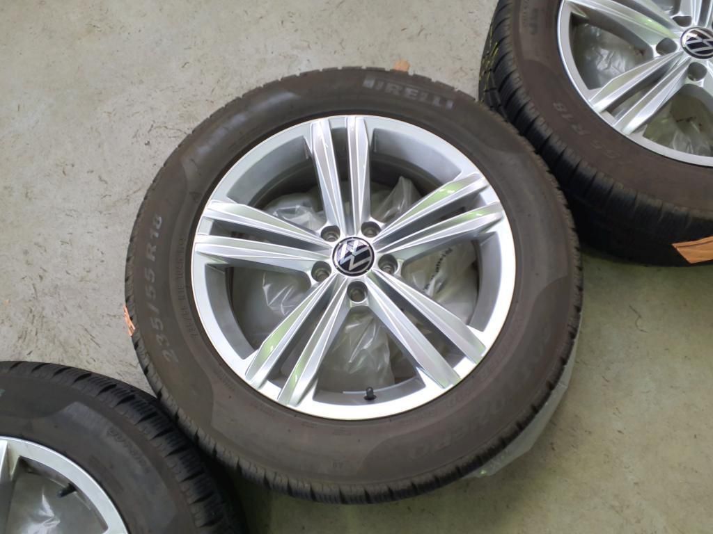 Volkswagen Tiguan R-Line 4Motion 2.0 TSI 180kW 7-Gang DSG 4