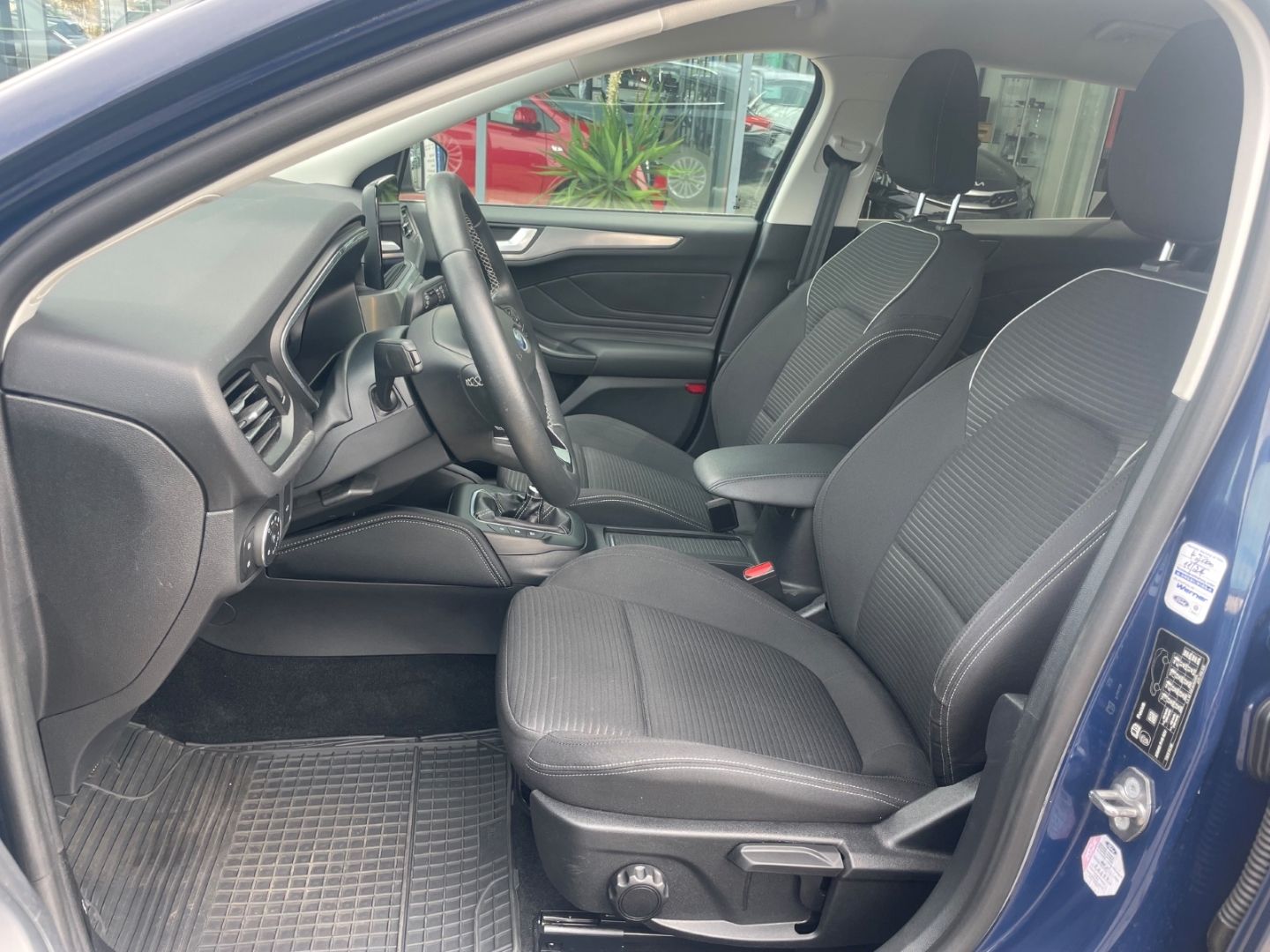 Fahrzeugabbildung Ford Focus Turnier Titanium X Kamera elek. AHK LED
