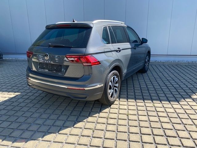 Tiguan 1.5 TSI Active AHK/LED/ACC/APP-CONNECT/PD