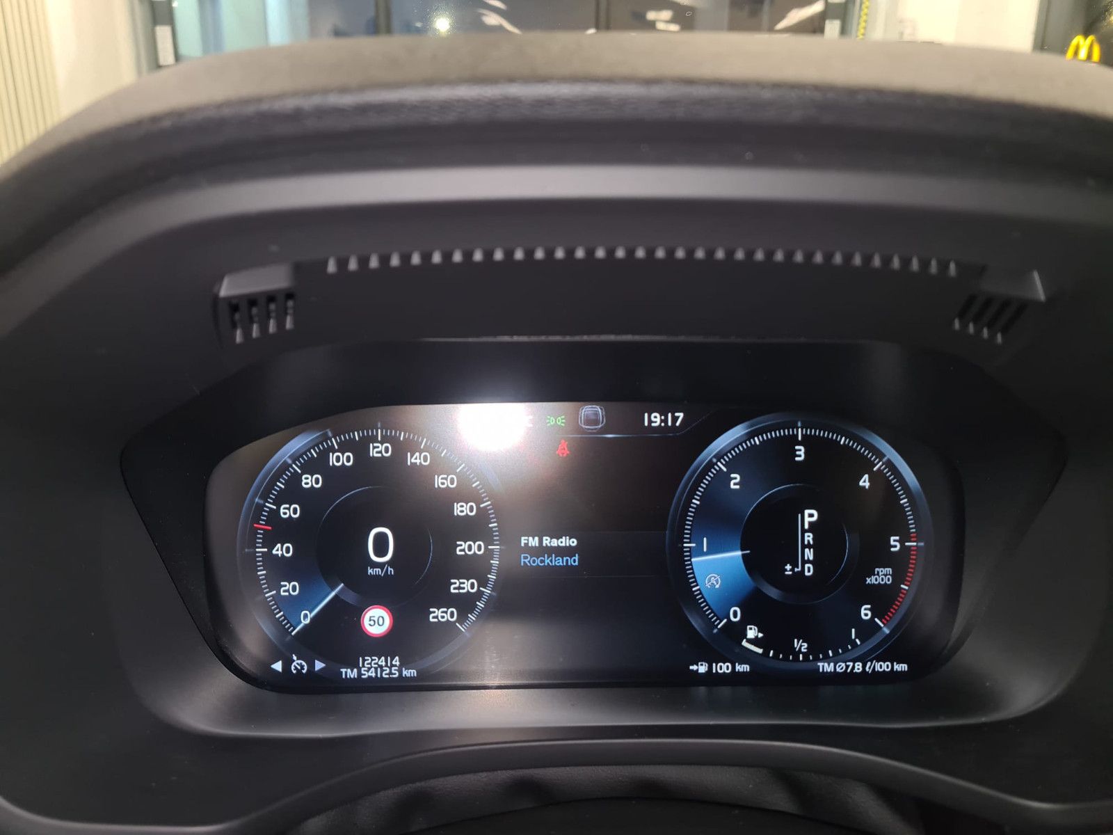 Fahrzeugabbildung Volvo XC60 Momentum AWD/NAVI/KLIMA/LEDER/GARANTIE