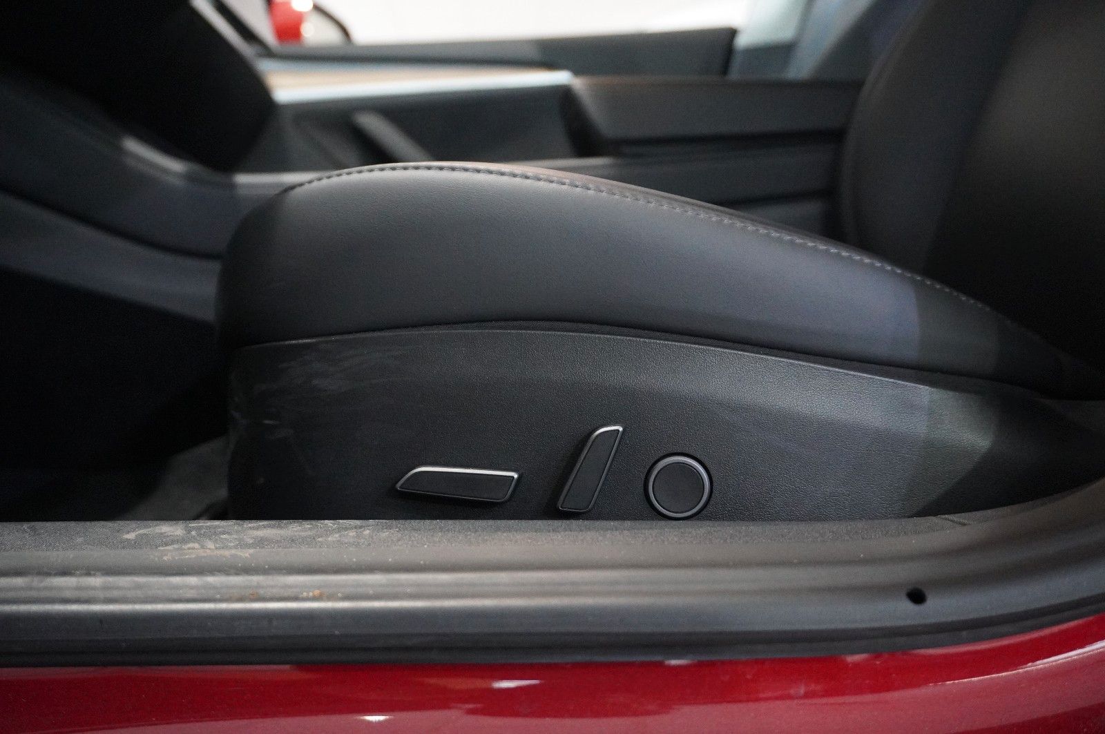 Fahrzeugabbildung Tesla Model 3 LONGRANGE DUAL-MOTOR NAVI/KAMERA/DAB/AMD