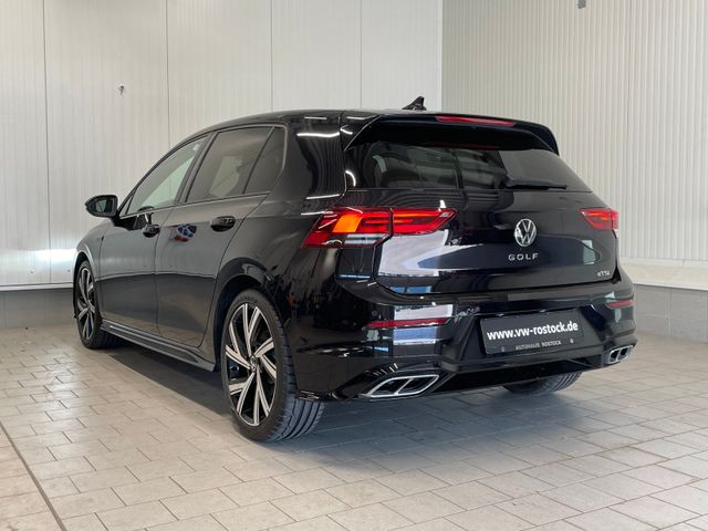 Golf VIII R-Line 1.5 eTSI DSG LED HARMAN-KARDON