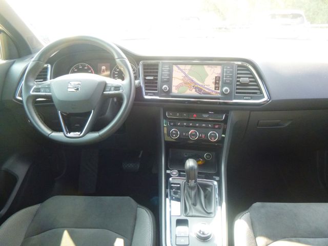 Fahrzeugabbildung Seat Ateca 1,4 TSI Xcellence >Allrad/AUT/NAV/LED/KAM