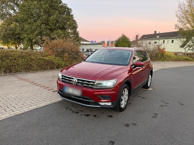 Volkswagen Gepflegter Volkswagen Tiguan 2.0 TDI SCR 1...