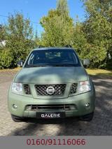 Nissan Pathfinder 2.5 dCi XE STIER BUNDESWEHR - Nissan Pathfinder aus 2014