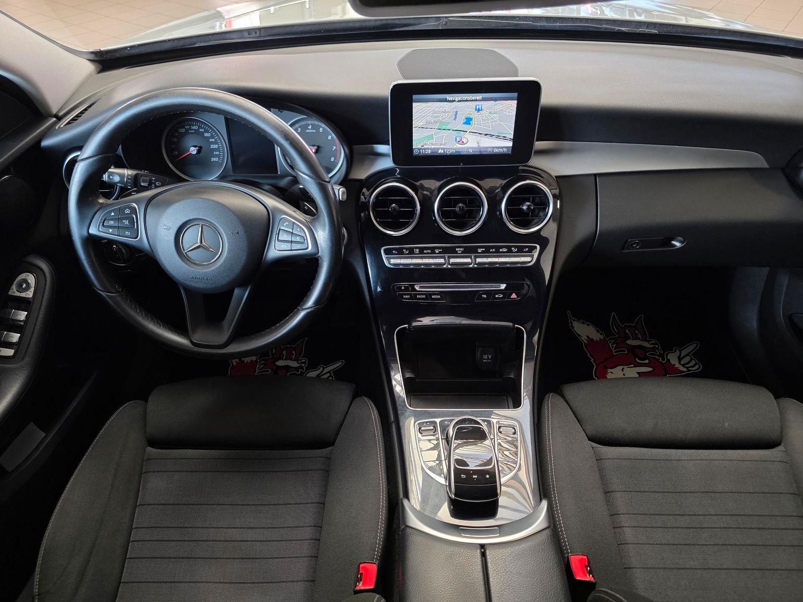 Fahrzeugabbildung Mercedes-Benz C180T Autom. /LED/Navi/3x Klima/Totwinkel/CAM