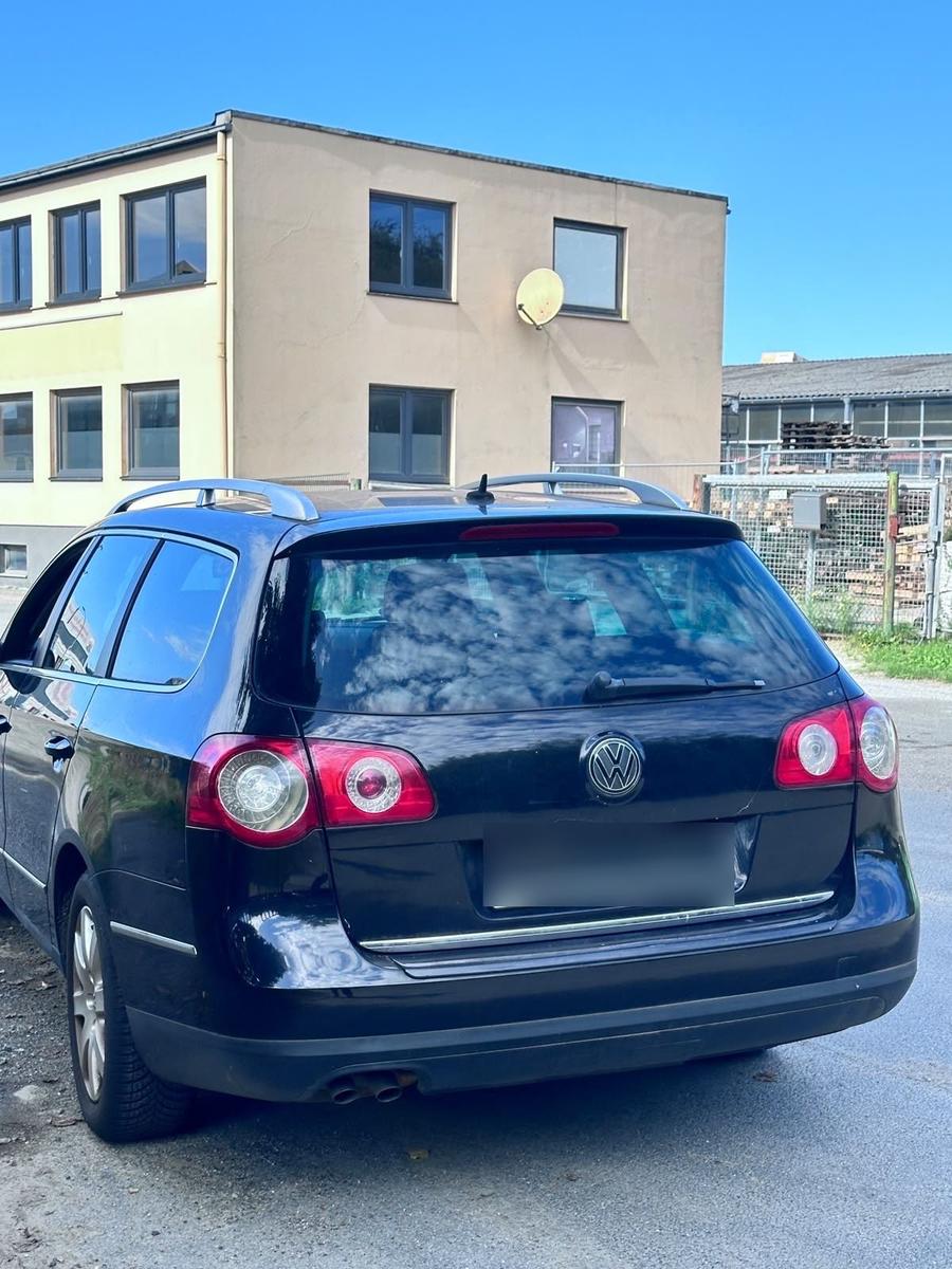 Volkswagen Passat 2006 — engine 105 HP (77kW)