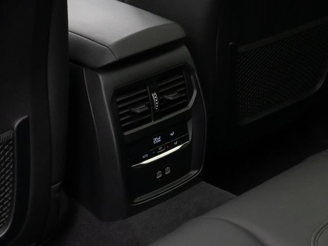 Foto Nummer 27: BMW 320d