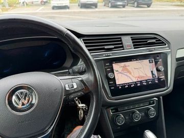 Volkswagen Tiguan - 8