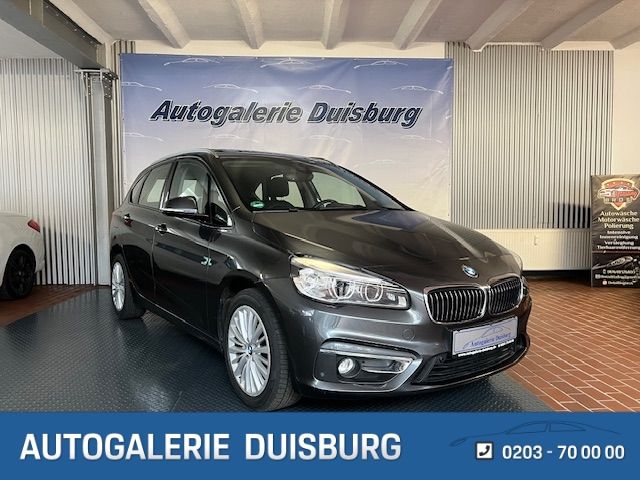 BMW 218 Active Tourer Luxury Line AHK Pano Leder Nav