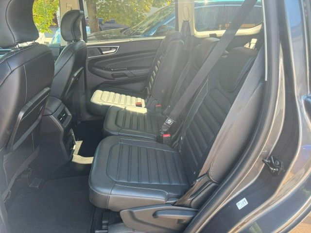 Fahrzeugabbildung Ford Galaxy Titanium AWD LEDER 7 SITZER LED KAMERA