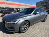 Volvo S90 Lim. Momentum - Volvo mit Diesel-Antrieb: Limousine