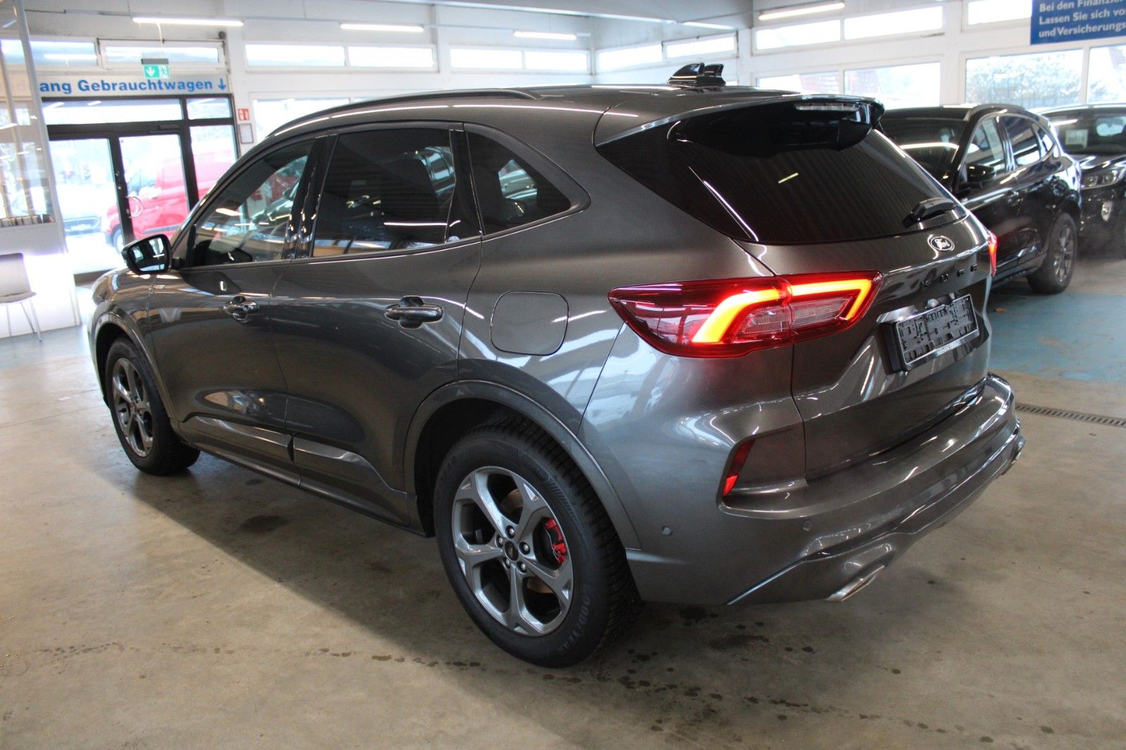 Fahrzeugabbildung Ford Kuga ST-Line X Automatik Facelift AHK Matrix LED