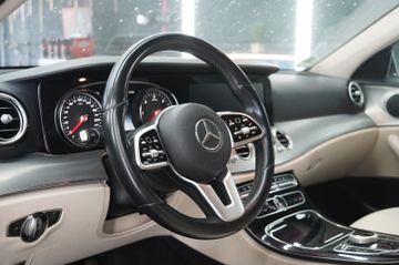Mercedes E 200 - 6