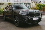 BMW XM 50 e M Sport - BMW XM mit Panoramadach