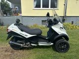 Piaggio MP3 400 LT - PIAGGIO MP3