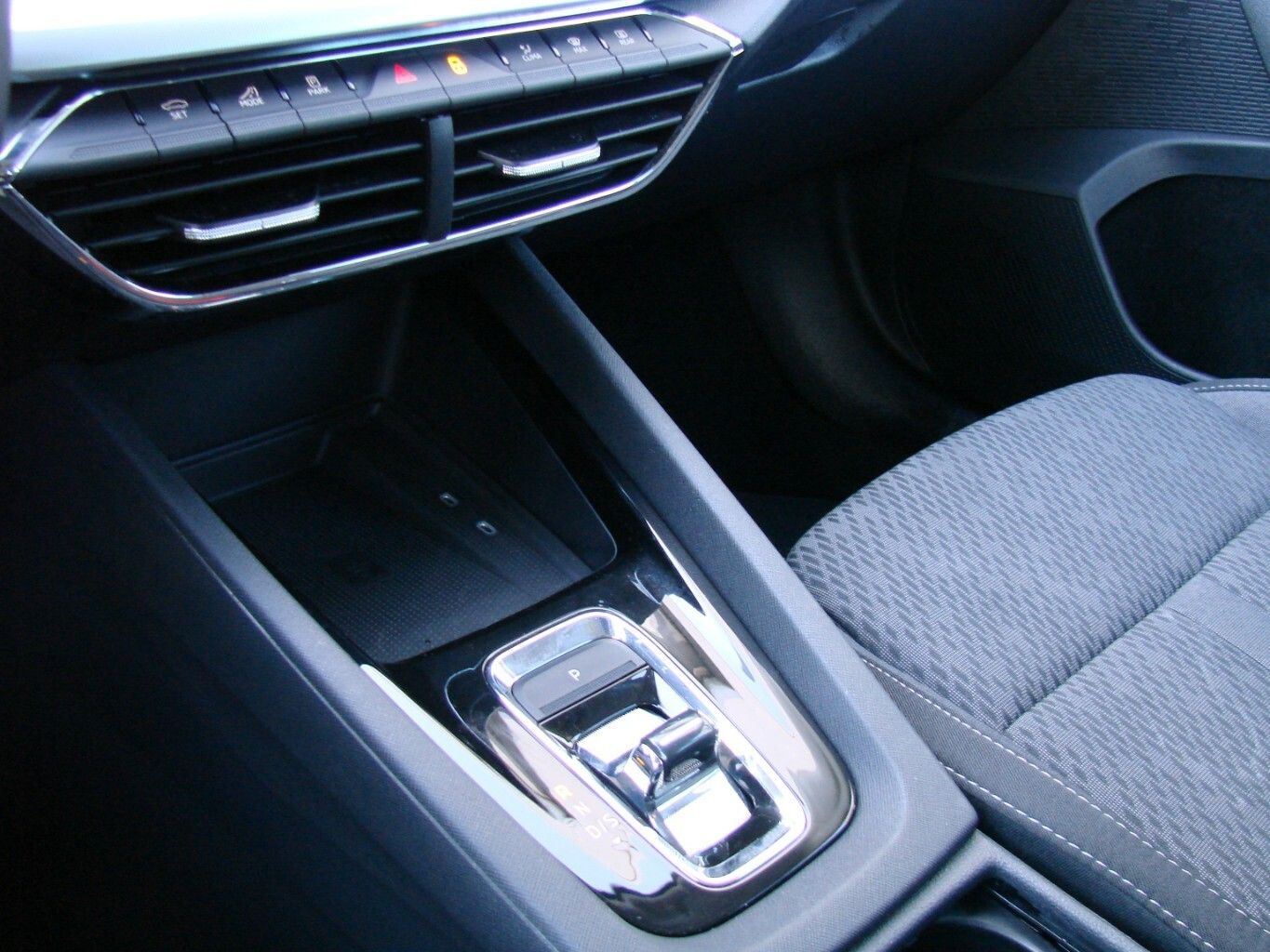 Skoda Octavia 2.0TDI Style ACC Columbus HeadUp AHK foto 16