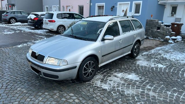 Skoda Octavia Kombi 1U5