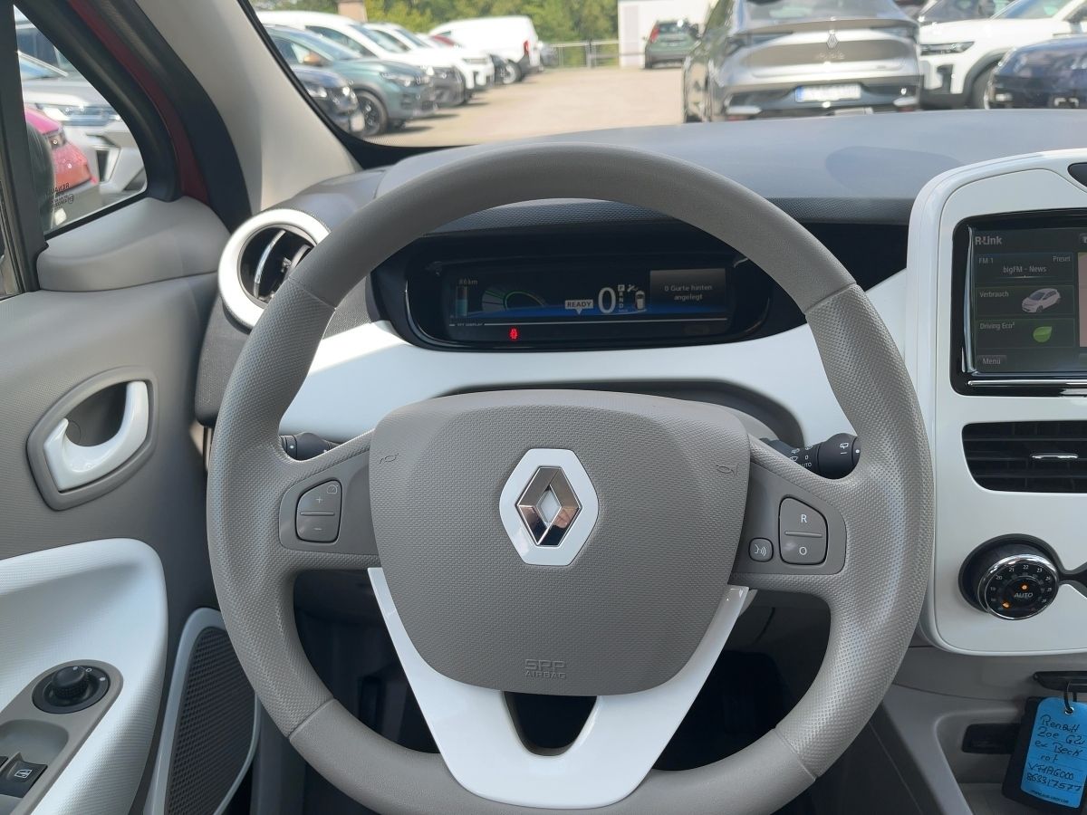 Fahrzeugabbildung Renault ZOE Zoe Life 23,3 KW Batterie **Batt incl.** EPH - mit KI generiert/bearbeitet