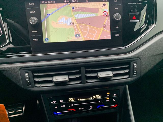 Taigo 1.5 TSI DSG R LINE +IQ.LIGHT+AHK+ACC+NAVI+