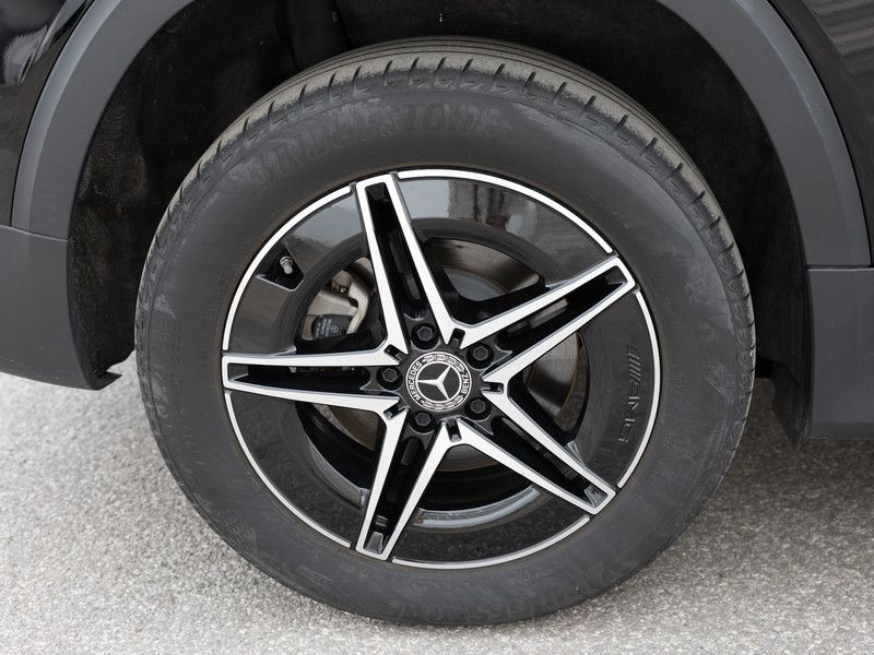 Mercedes-Benz EQB 250 AMG-Sport Pano Burm Distr Night 7Sitzer foto 6