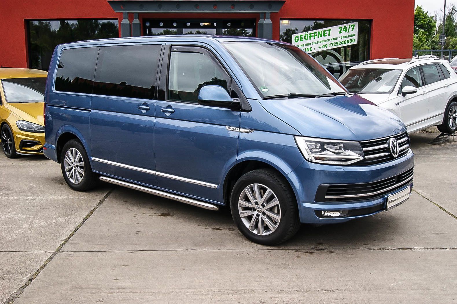 Fahrzeugabbildung Volkswagen T6 Multivan 2.0 TDI DSG Highline LEDER NAVI ACC
