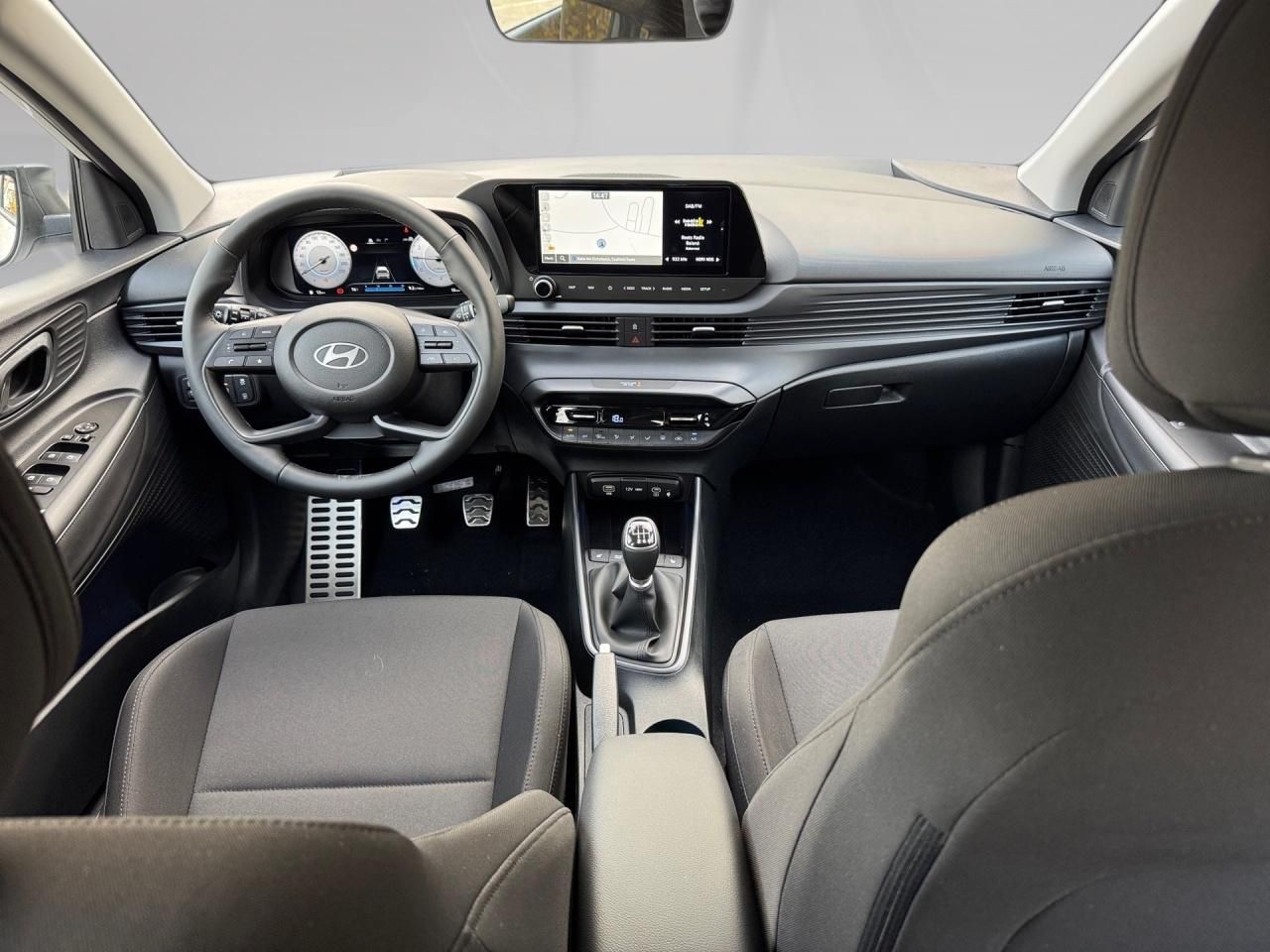 Fahrzeugabbildung Hyundai BAYON Trend, Komfortpaket *KLIMAA*CARPLAY*NAVI*4