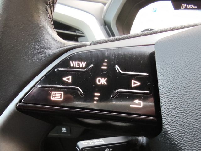 Q4 e-tron 35 KLIMA PDC NAVI LED SCHEINWERFER