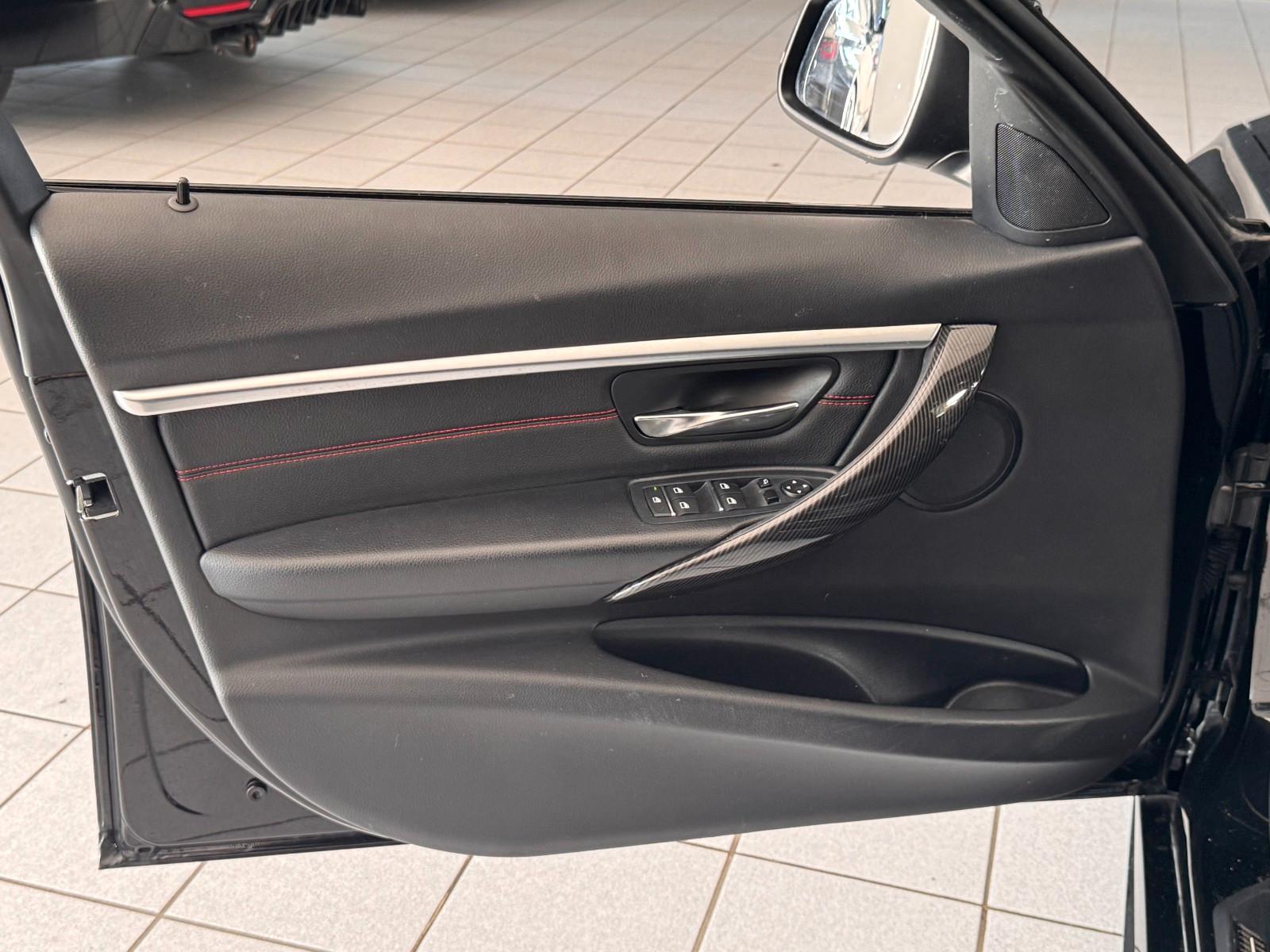 BMW 330i xDrive M Sport Shadow/LED/Carbon/Performanc