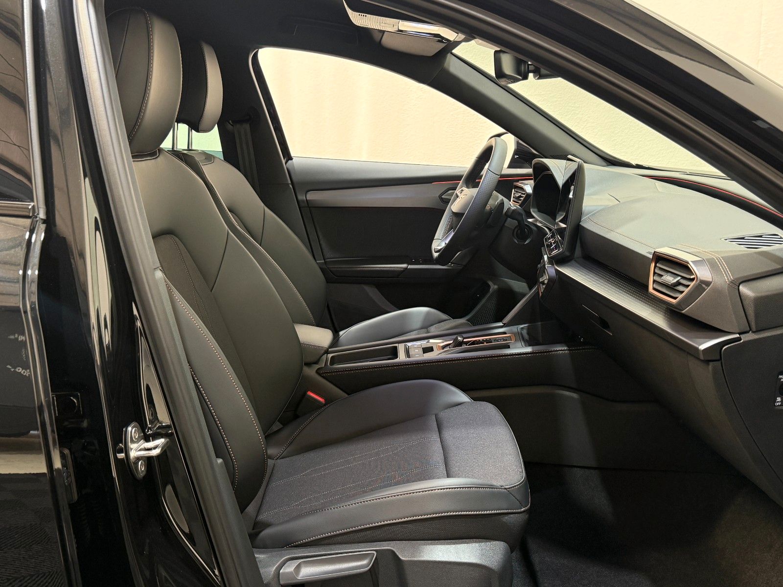 Fahrzeugabbildung CUPRA Formentor 2.0 4Drive, AHK