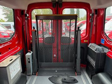 Ford Transit - 12